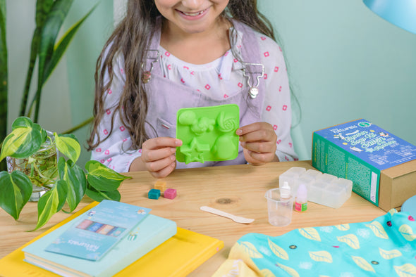 Kit de savon à la glycérine DIY Kiss Naturals pour enfants